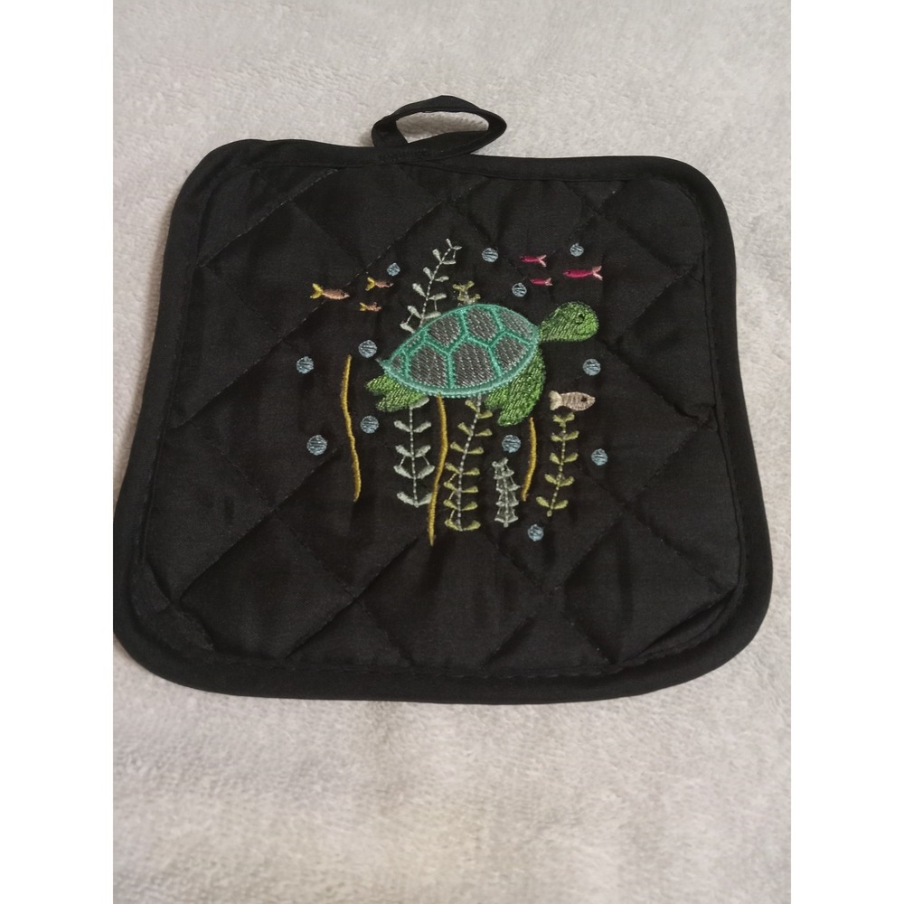 Embroidered Turtle Pot Holder Quilted Kitchen Heat Resistant Potholder Oven Mitt